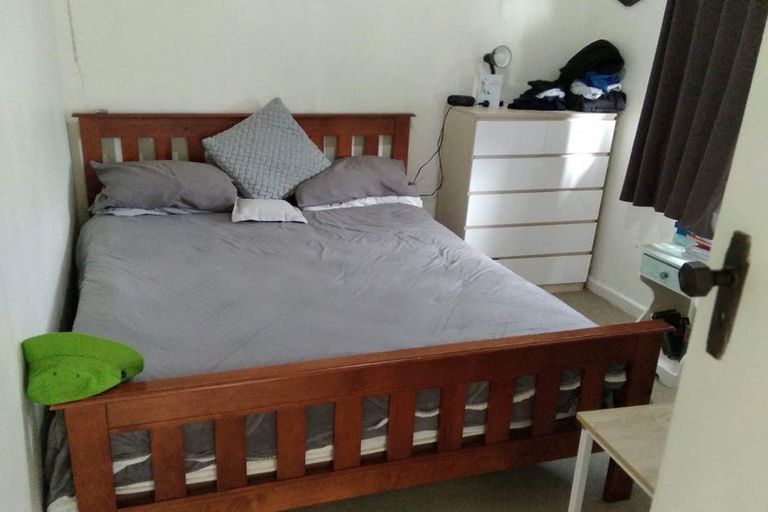 Photo of property in 97 Beach Road, Mellons Bay, Auckland, 2014