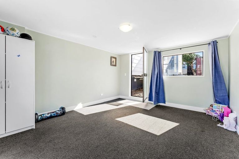 Photo of property in 12b Brandon Road, Manly, Whangaparaoa, 0930