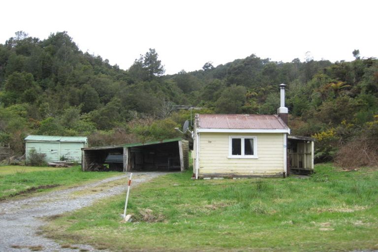 Photo of property in 12 Herd Street, Dunollie, Runanga, 7803