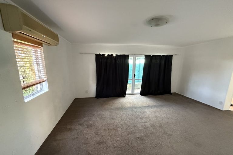 Photo of property in 40 Stapleford Crescent, Browns Bay, Auckland, 0630