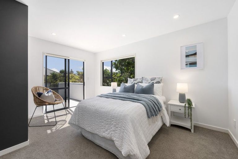 Photo of property in 203 Muritai Road, Eastbourne, Lower Hutt, 5013