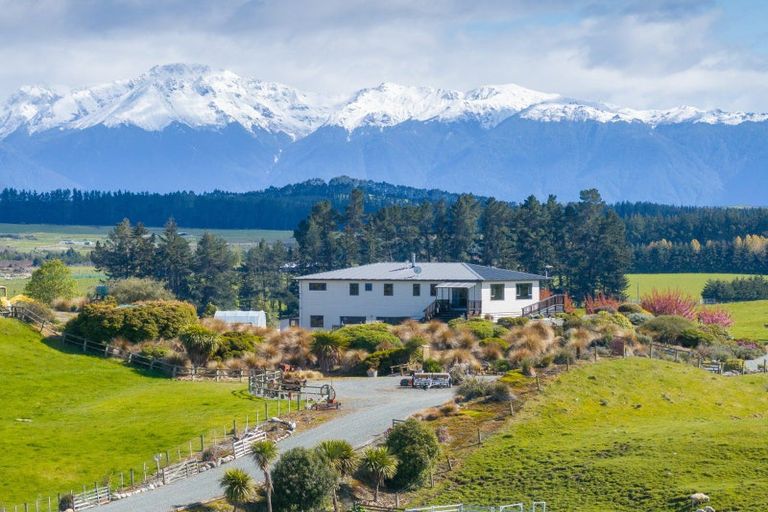 Photo of property in 1085c Hillside-manapouri Road, Manapouri, Te Anau, 9679