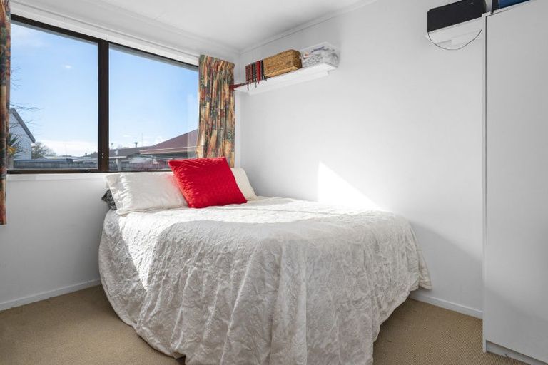 Photo of property in 14 College Place, Poike, Tauranga, 3112