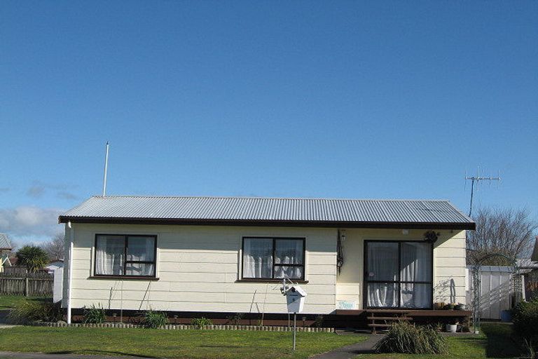Photo of property in 6 Blundell Avenue, Waipukurau, 4200