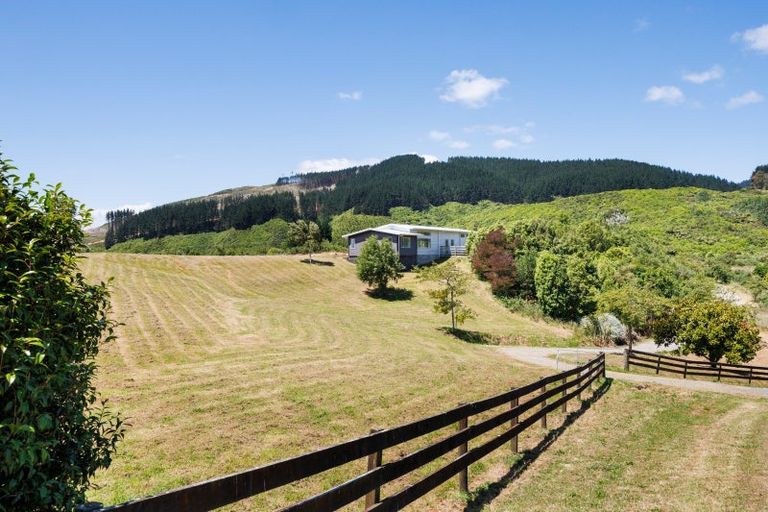 Photo of property in 8 Ridgeview Road, Aokautere, Palmerston North, 4471