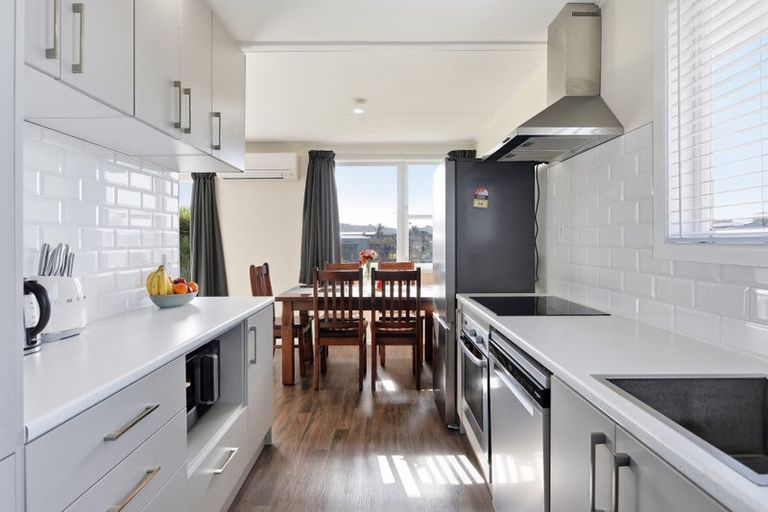Photo of property in 9 Gray Avenue, Te Puke, 3119