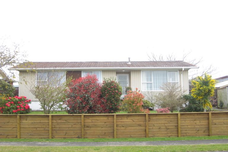 Photo of property in 18 Trelawney Crescent, Westown, New Plymouth, 4310