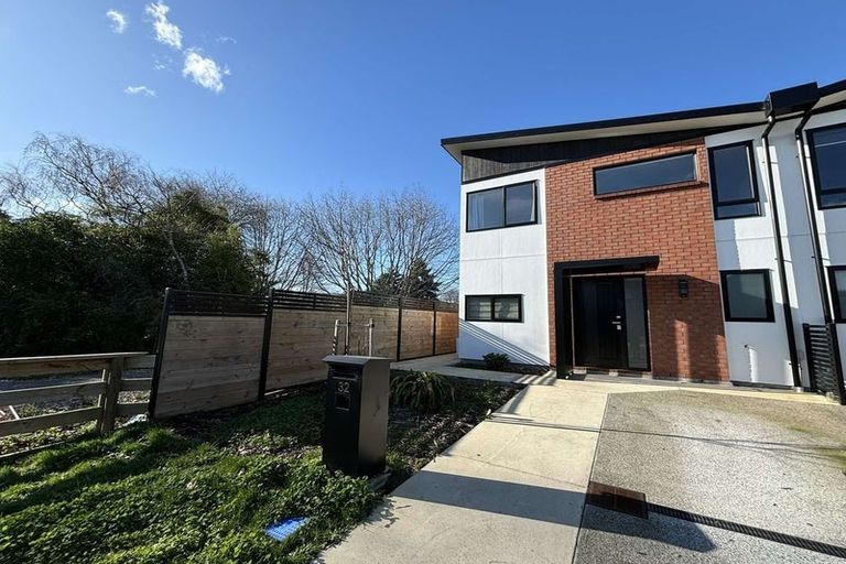 Photo of property in 32 Doug Jensen Street, Wallaceville, Upper Hutt, 5018