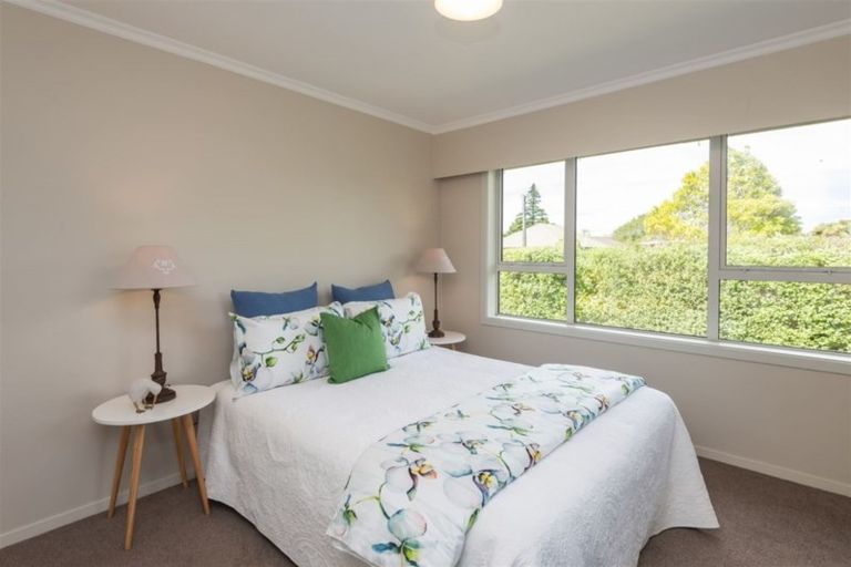 Photo of property in 47 Fovant Street, Russley, Christchurch, 8042