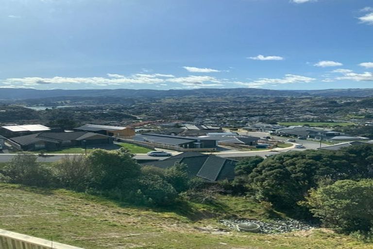 Photo of property in 12/30 Adventure Drive, Whitby, Porirua, 5024