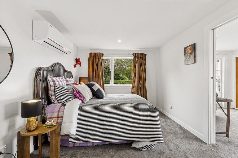 Photo of property in 39 Mills Road, Brooklyn, Wellington, 6021