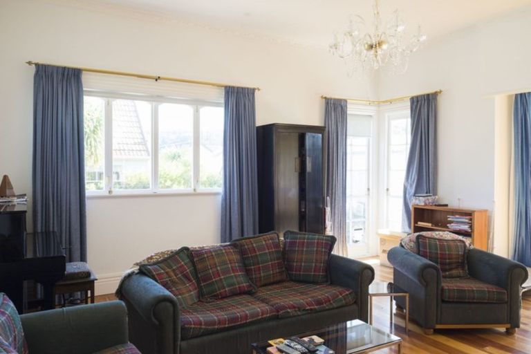 Photo of property in 13 Bay Street, Petone, Lower Hutt, 5012