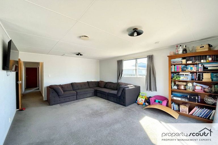 Photo of property in 10 Wicklow Place, Bell Block, New Plymouth, 4312