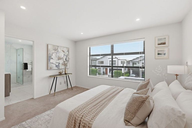 Photo of property in 31 Myland Drive, Hobsonville, Auckland, 0616