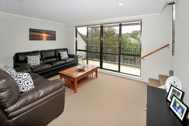 Photo of property in 31/8 Flynn Street, Birkdale, Auckland, 0626