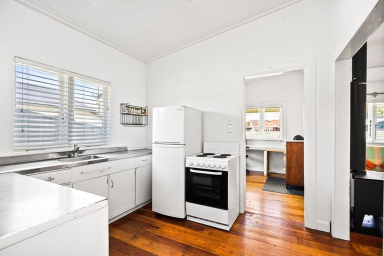 Photo of property in 86 Hatea Drive, Regent, Whangarei, 0112