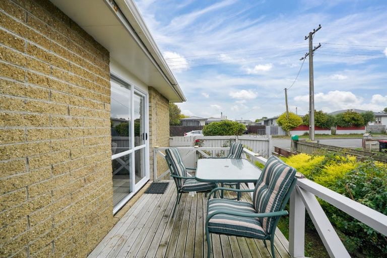 Photo of property in 56 Severn Street, Clifton, Invercargill, 9812