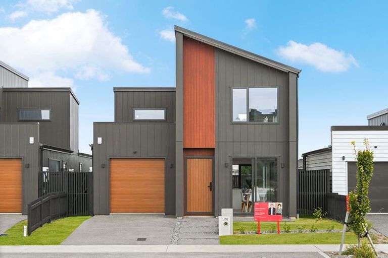 Photo of property in 70 Overton Street, Rototuna North, 3210