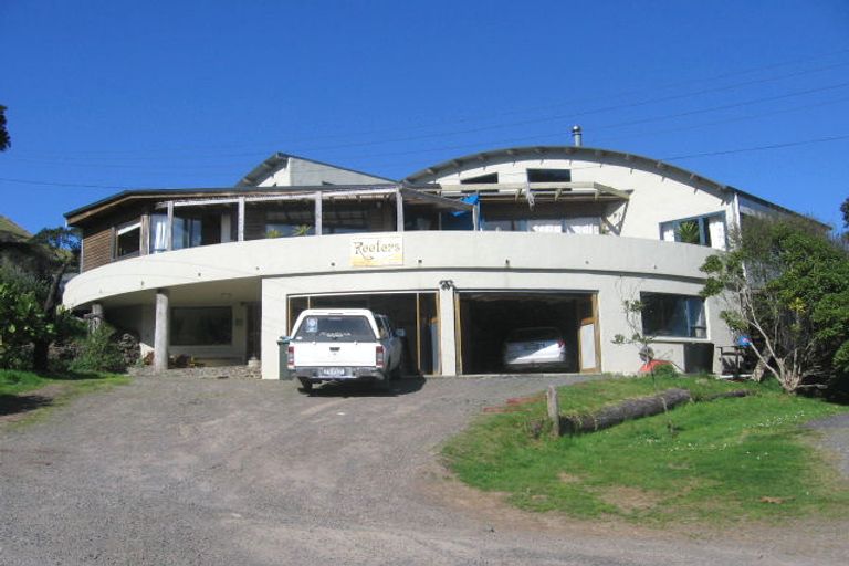Photo of property in 30 Black Jack Road, Kuaotunu, Whitianga, 3592