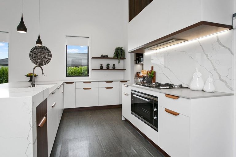 Photo of property in 4 Alan Livingston Drive, Cambridge, 3434