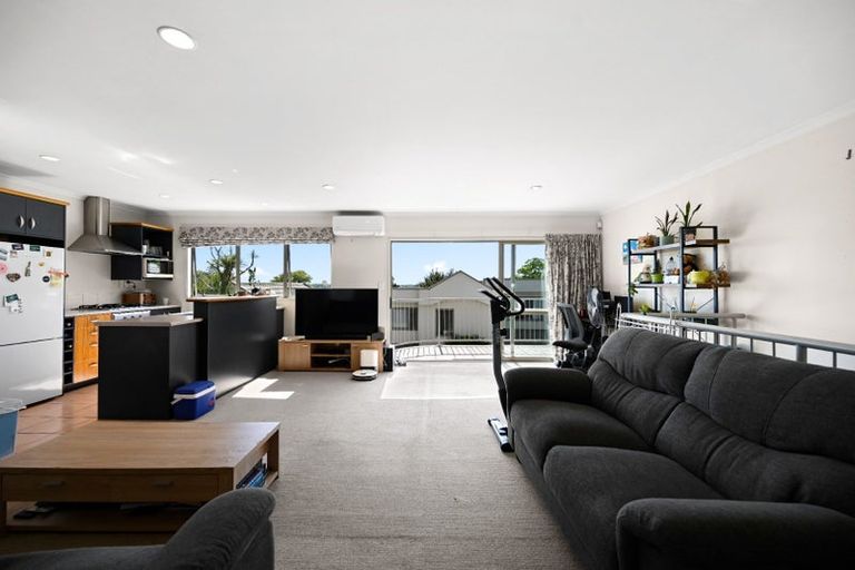 Photo of property in 11a Ruakiwi Road, Hamilton Lake, Hamilton, 3204