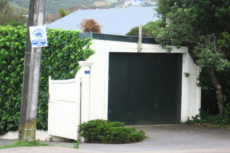 Photo of property in 42 Everest Street, Khandallah, Wellington, 6035