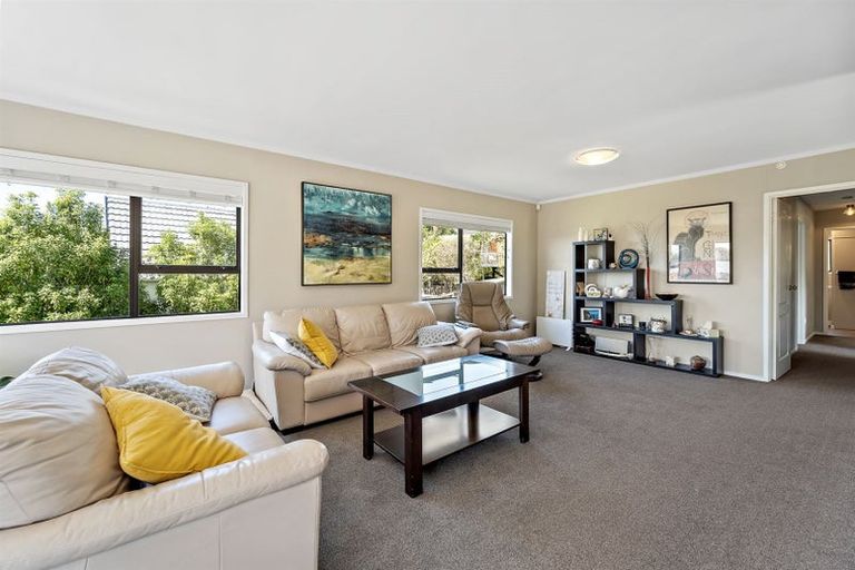 Photo of property in 10 Kenneth Hopper Place, Manly, Whangaparaoa, 0930