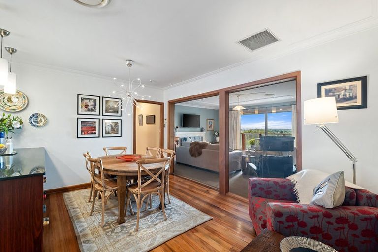 Photo of property in 1/15 Karitane Drive, Cashmere, Christchurch, 8022