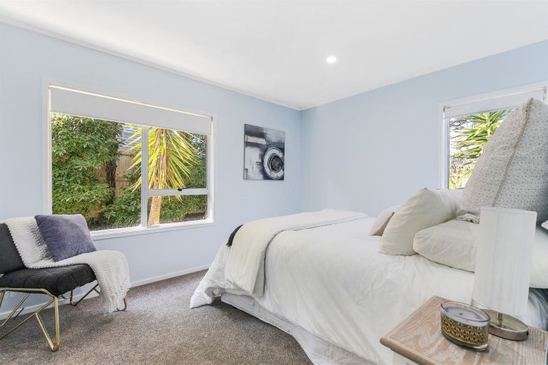 Photo of property in 52 Japonica Drive, Beach Haven, Auckland, 0626