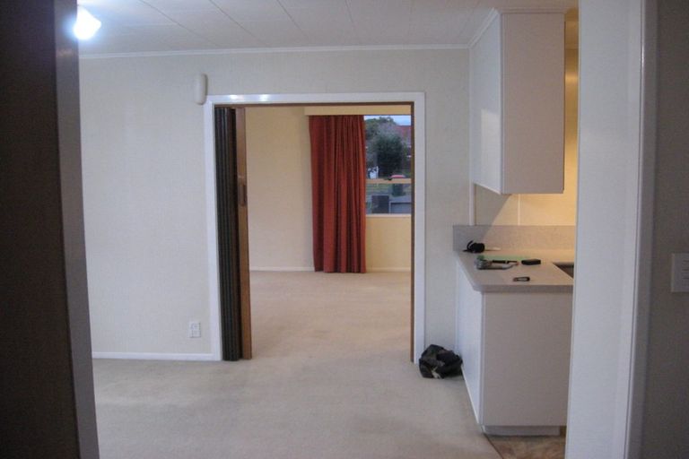 Photo of property in 26 Manu Crescent, Upper Vogeltown, New Plymouth, 4310