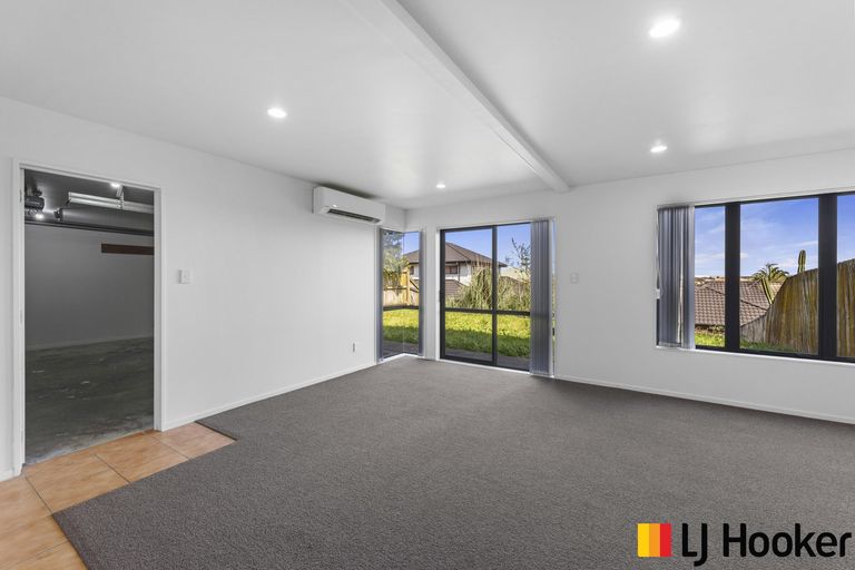 Photo of property in 25/45 Secoia Crescent, Mangere, Auckland, 2022