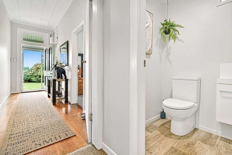 Photo of property in 56 Tapairu Road, Waipawa, 4275