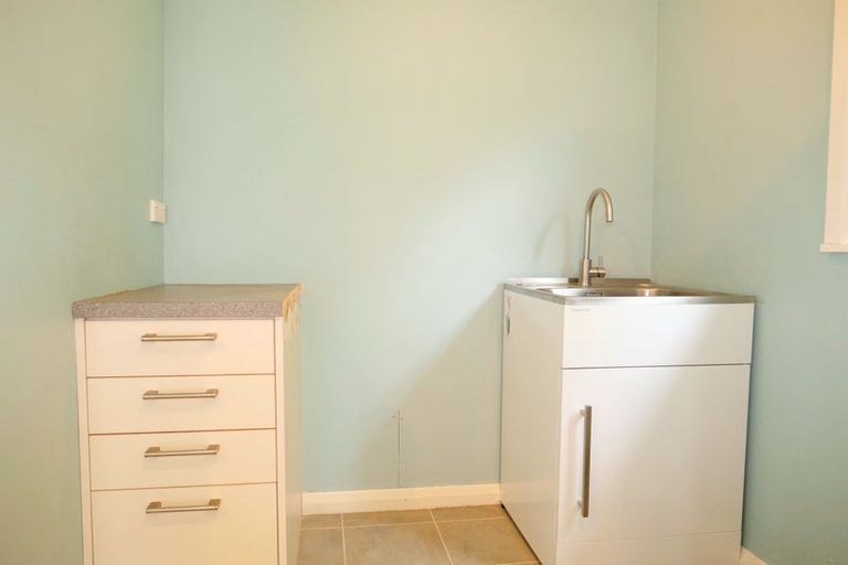 Photo of property in 132 Wellington Road, Paekakariki, 5034