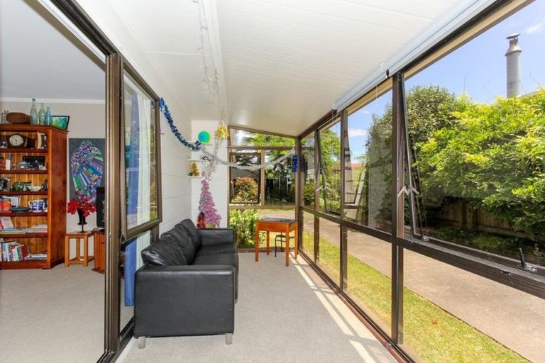 Photo of property in 23h Wallath Road, Westown, New Plymouth, 4310