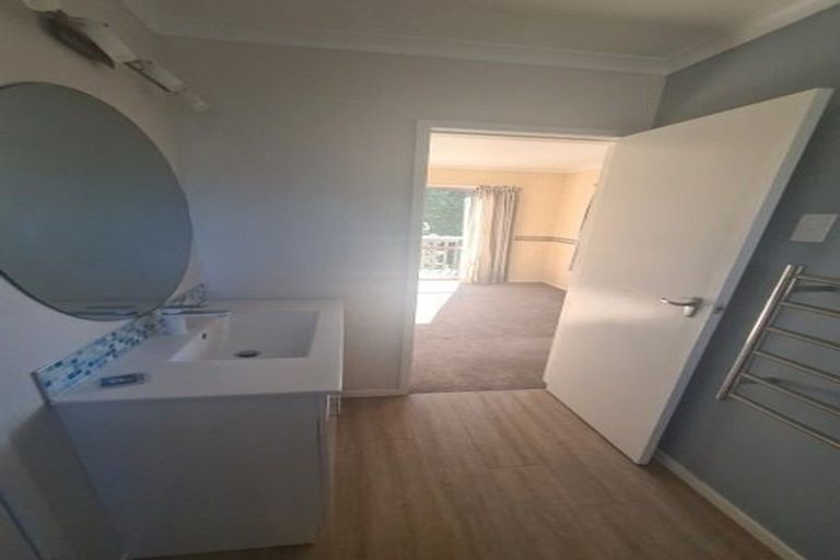 Photo of property in 16 Utuhina Road, Springfield, Rotorua, 3015