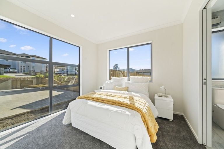 Photo of property in 12 Thomason Crescent, Pokeno, 2402