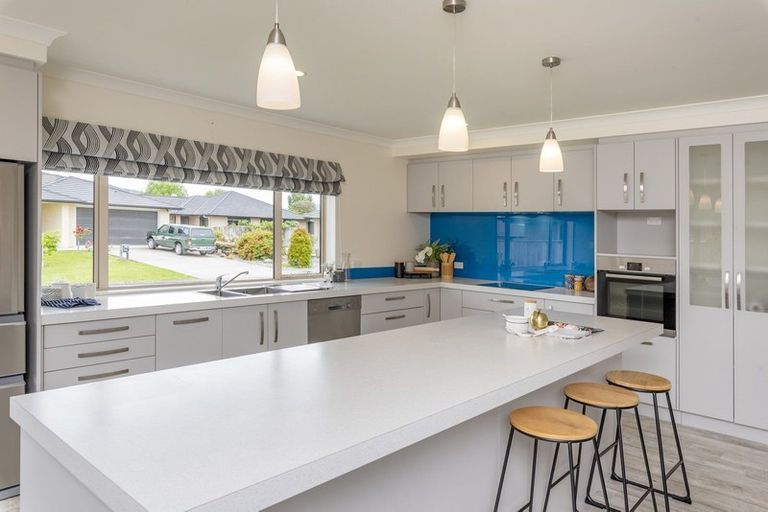 Photo of property in 16 Dal Din Drive, Otaki, 5512