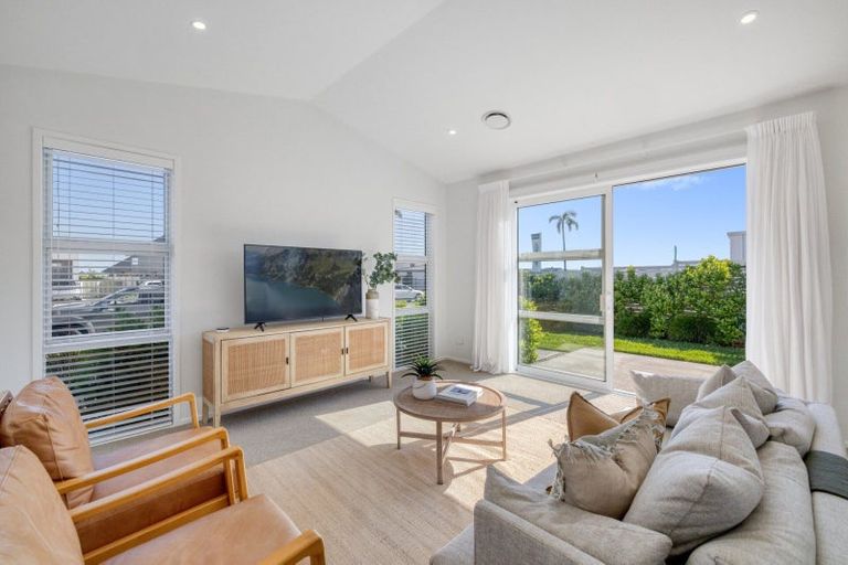 Photo of property in 14 Montiicola Drive, Papamoa Beach, Papamoa, 3118