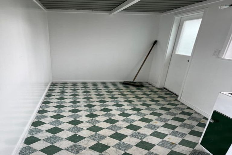 Photo of property in 2/5 Carolyn Street, Manukau, Auckland, 2025