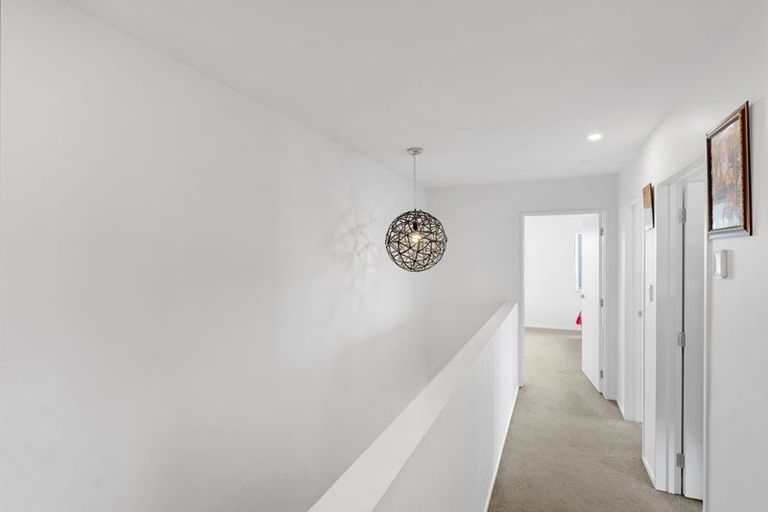 Photo of property in 35 Sapwood Crescent, Takanini, 2110