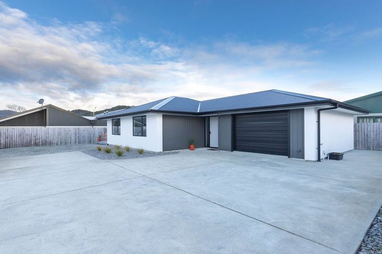 Photo of property in 7 Parfitt Place, Greymouth, 7805