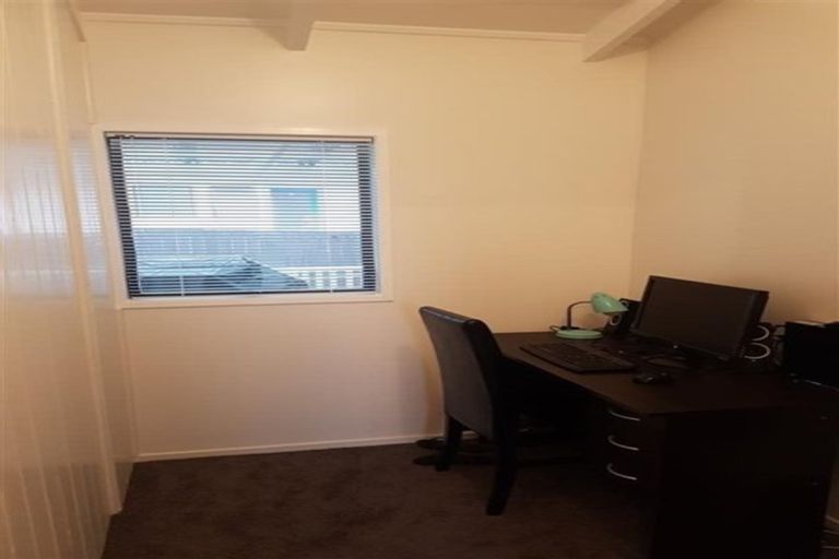 Photo of property in 4 Nearco Street, Randwick Park, Auckland, 2105
