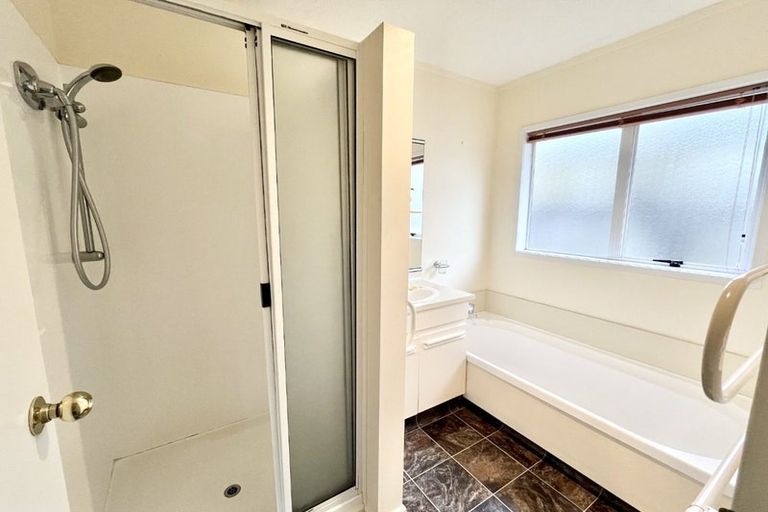 Photo of property in 1/169 Whites Line East, Waiwhetu, Lower Hutt, 5010