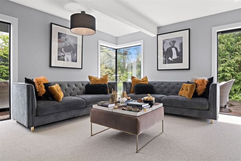 Photo of property in 2/17 Woodford Terrace, Ilam, Christchurch, 8053