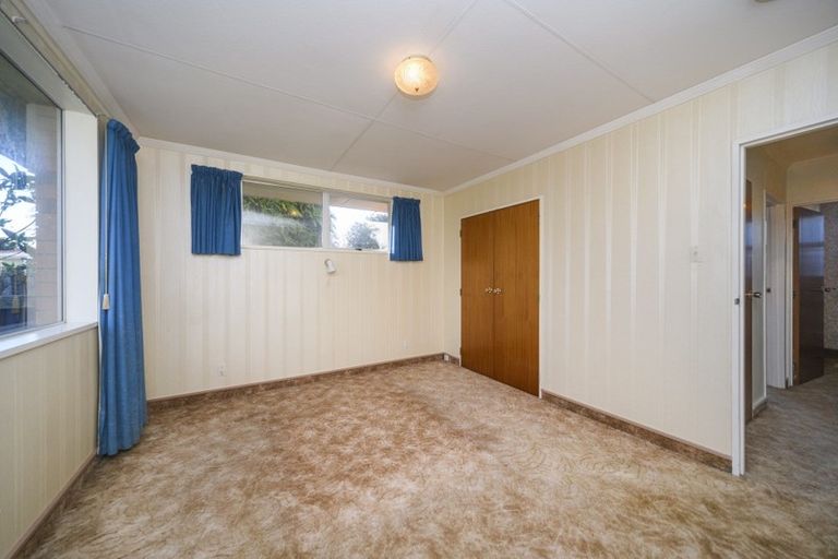 Photo of property in 11 Drury Street, Cloverlea, Palmerston North, 4412