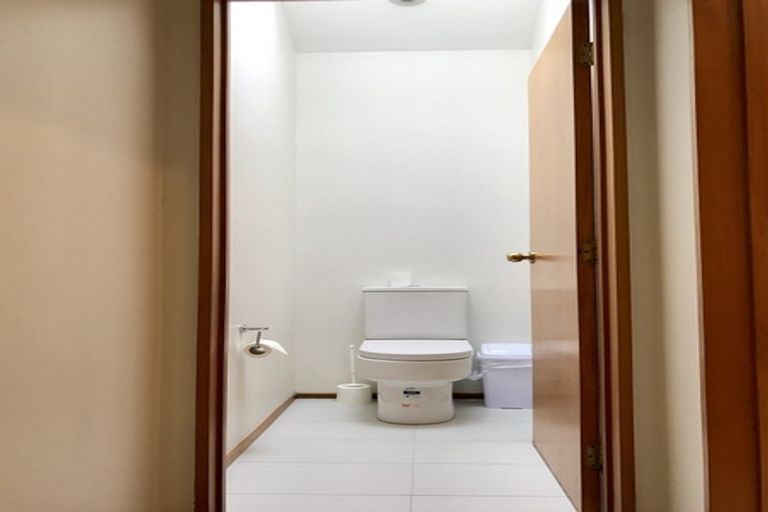 Photo of property in 35 Maxwell Street, Riccarton, Christchurch, 8041