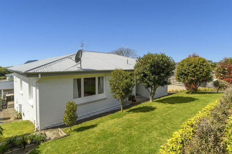 Photo of property in 12a Seaview Road, Otumoetai, Tauranga, 3110