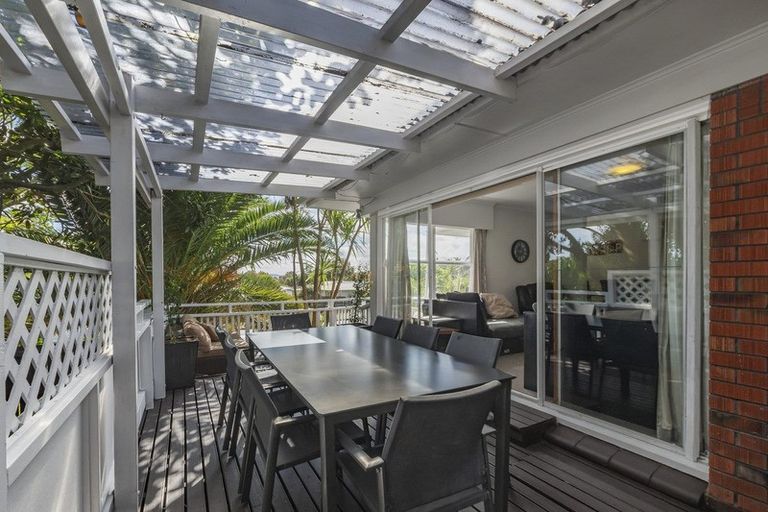 Photo of property in 17 Mack Place, Red Hill, Papakura, 2110