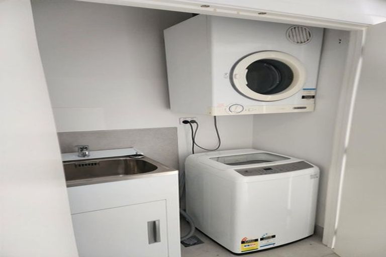 Photo of property in 48 Kilcadden Drive, Flat Bush, Auckland, 2019