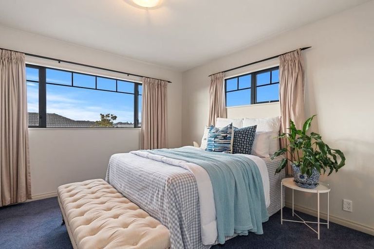 Photo of property in 14 Glasnevin Drive, Casebrook, Christchurch, 8051